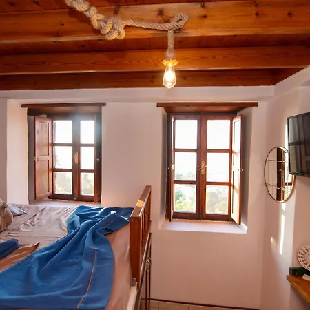 Dimis Asomatos Homes Holiday home *